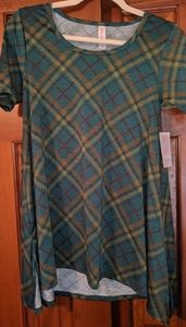 LulaRoe perfect t - XXS - green plaid - oversized fit - flowy